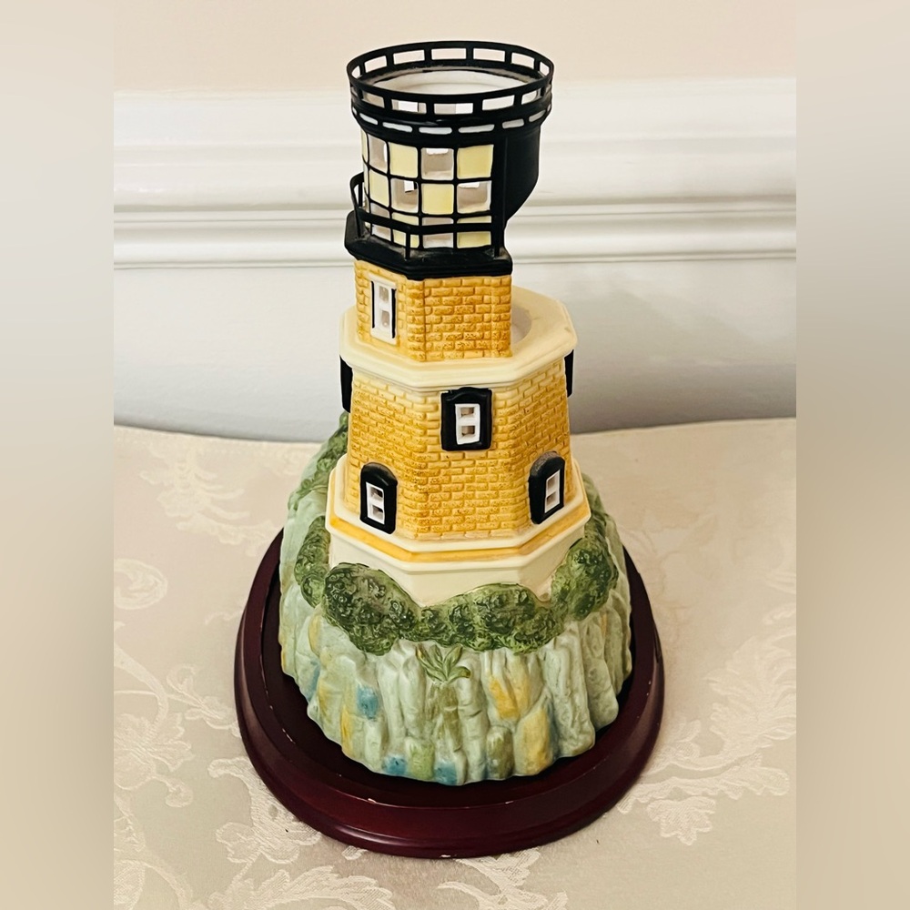 Split Rock Lighthouse Candle Holder- Perfect Home Decor Addition - Picture 5 of 13